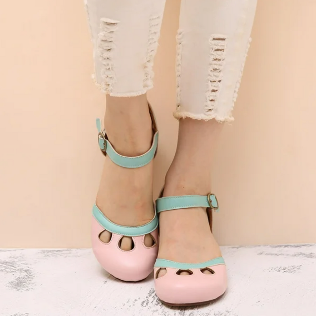 Women's Orthopedic Low-Heeled Comfort Sandals