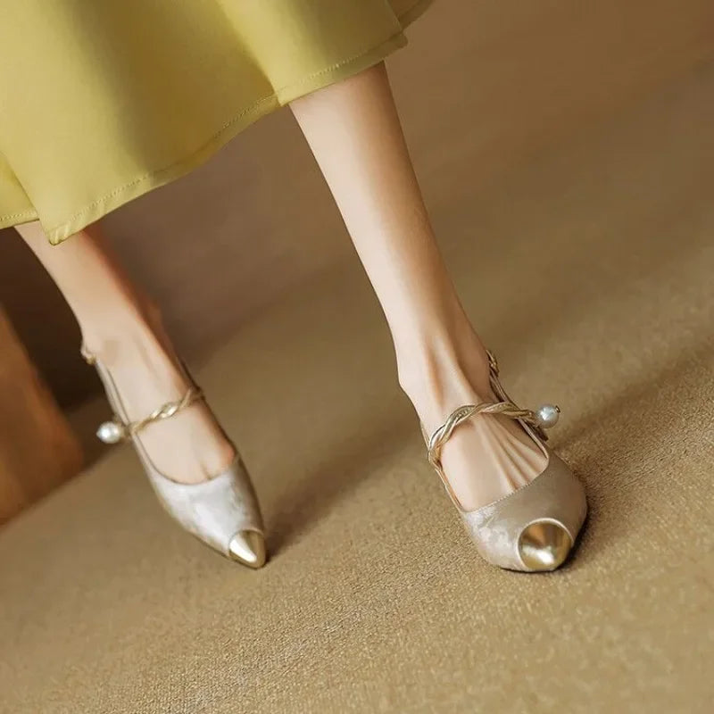 Women's Elegant Pearl Strap Slingback Kitten Heels