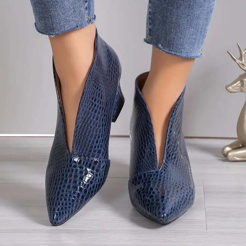 Women's Textured Curved Cut Mid Block Heel Ankle Boots