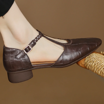 Women's Classic Pointed Toe Leather T-Strap Mary Jane Flats