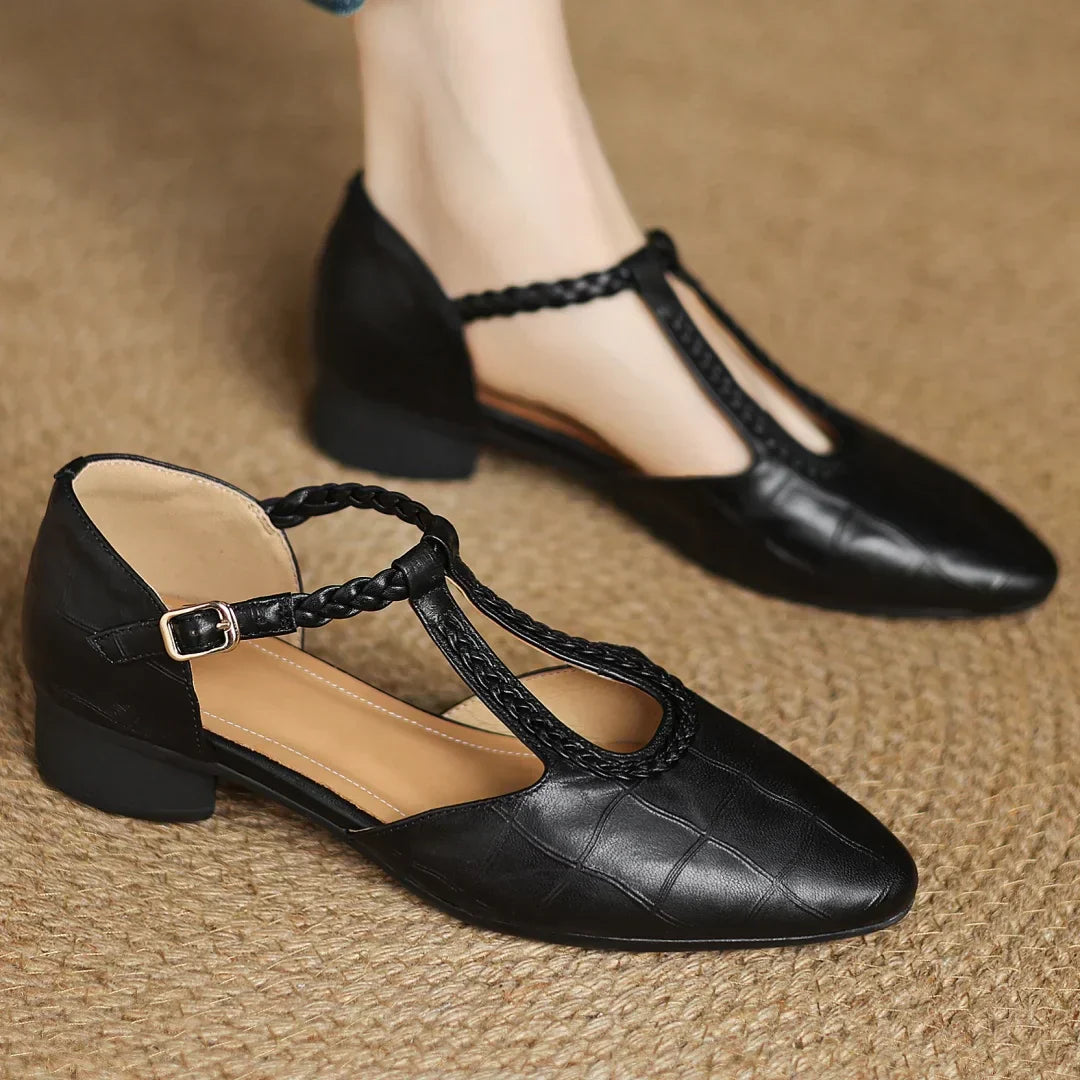 Women's Classic Pointed Toe Leather T-Strap Mary Jane Flats