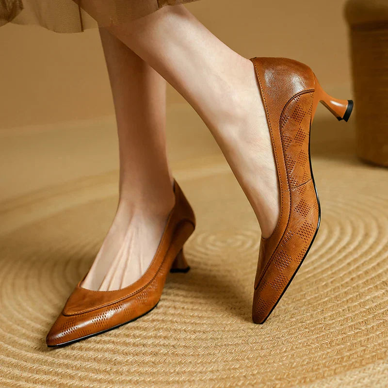Women's Elegant Textured Pointed Toe Kitten Heel Pumps